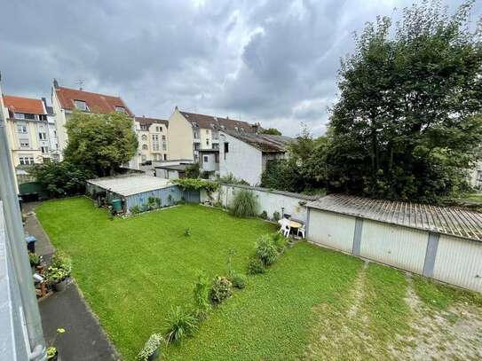 **Sonnenstrahlen auf dem eigenen Balkon genießen !!**