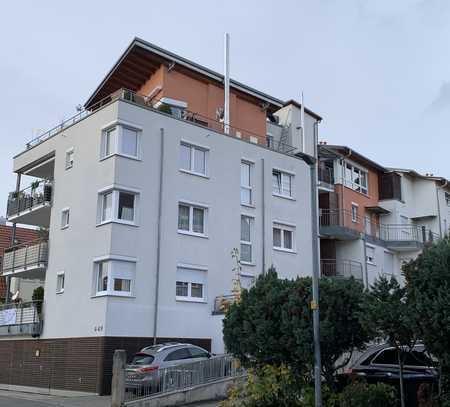 Sehr schöne, sonnige und barrierefreie 3-Zimmer-Wohnung in Sindelfingen mit Südbalkon