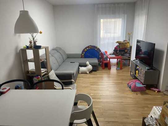 Helle 3-Zimmer-Wohnung mit Einbauküche und Balkon