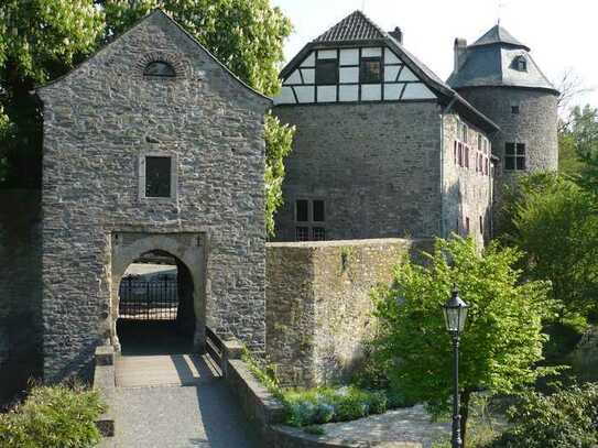 Außergewöhnliche Restaurantfläche im historischen Ambiente der Wasserburg Haus zum Haus in