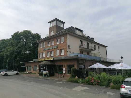 Potenzialimmobilie und Grundstück in idyllischer Lage