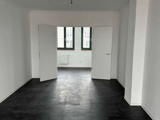 Saniert: 3-Raum-Wohnung mit Terrasse in Stadtfeld Ost