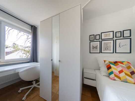+++ Furnished room for rent +++