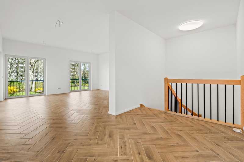 Helle Maisonette in Friedrichshain – sofort frei, Termine Sa/So 📞 0172-3261193