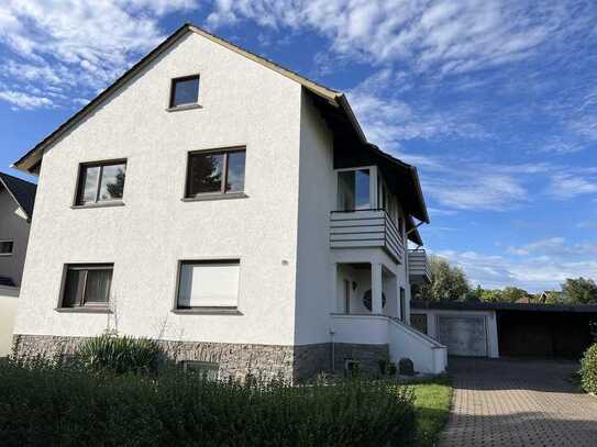 Charmantes Ein-/Zweifamilienhaus mit Gartenparadies in Porta Westfalica