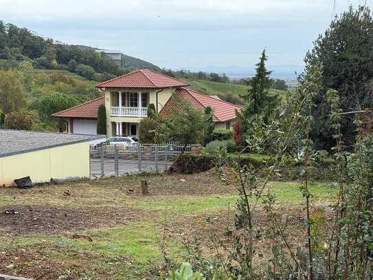 ++ Schönes Baugrundstück für Einfamilienhaus mit Fernsicht in beliebter Wohnlage von Weyher ! ++