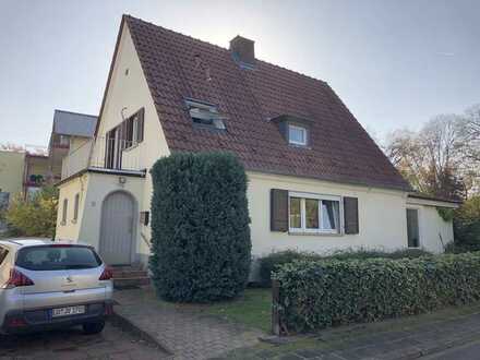 Charmantes Einfamilienhaus in ruhiger Lage in Ludwigshafen, Friesenheim