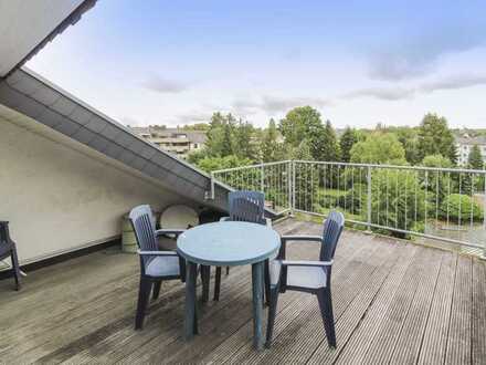 Attraktive Aussichten: Vermietete 4-Zimmer-Maisonette-Wohnung mit Dachterrasse