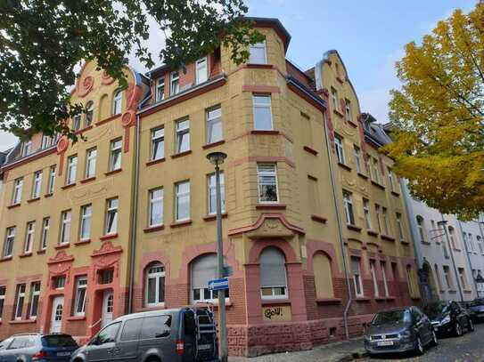 Terrassen-Erdgeschosswohnung mit Einbauküche im Blumenviertel