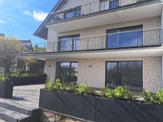 Eigener Eingang, Terrasse und Gartenanteil!