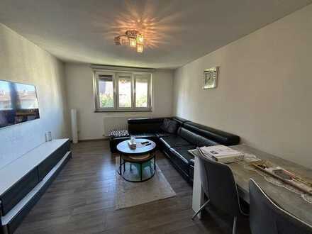 Leerstehende, kernsanierte 3 Zimmer Wohnung