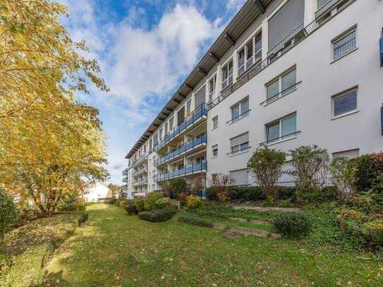 helle moderne 2 Zimmerwohnung mit großem Sonnenbalkon in Bensberg