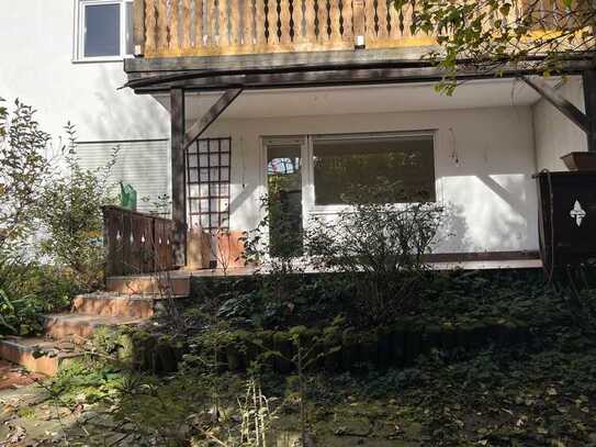 3,5-Zimmer-Wohnung mit großem Garten und Terrasse