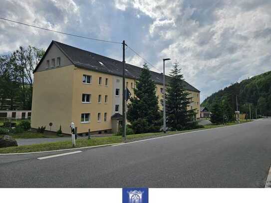 Perfekte Familienwohnung! Zwei Tageslichtbäder, zwei Balkone, grüne Lage!