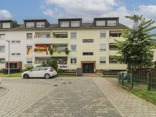 Schöne 4-Zi.-Maisonette-Whg. mit Balkon in familienfreundlicher Lage