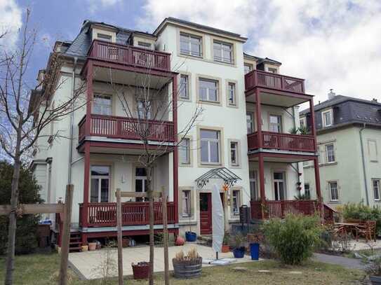 Wohnen in Laubegast in einer 3-Zimmer-Wohnung mit Balkon und Einbauküche