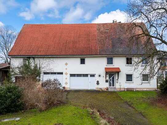 Ruhiges Landleben im Zentrum: Bauernhaus mit großzügigem Obstbaumgarten!