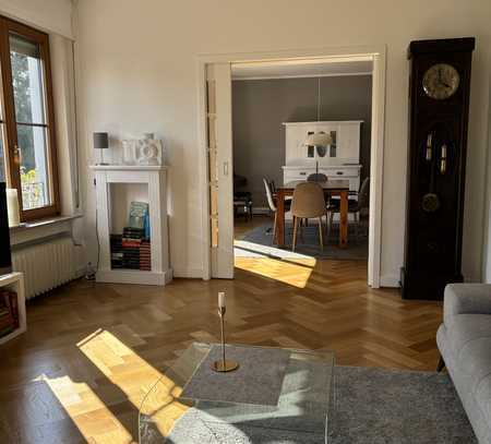 Attraktive 4,5-Zimmer Altbauwohnung mit Balkon und EBK in Aalen