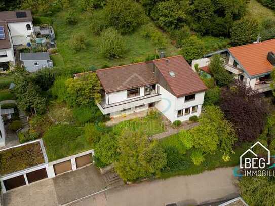 Einfamilienhaus mit zusätzlicher Einliegerwohnung und weitläufigem Garten