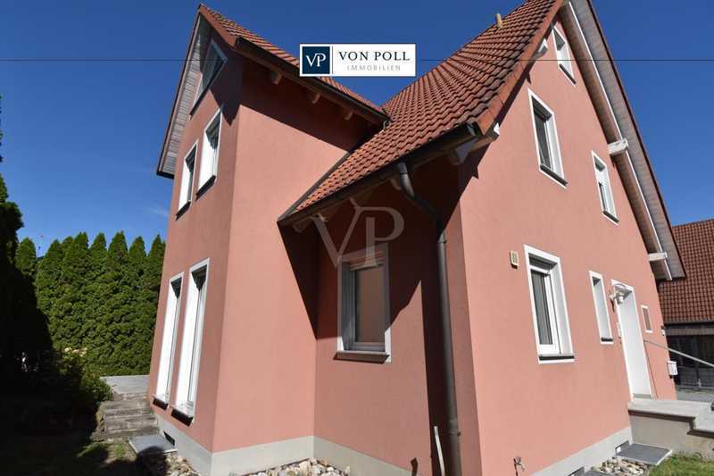                                                               Charmantes Zuhause mit Wohlf&uuml;hlatmosph&auml;re &ndash; Einfamilienhaus zur Miete in Gro&szlig;la&hellip;                                                       in Albertshofen (Kitzingen)