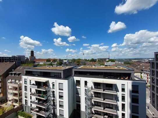 zentral gelegen - großzügige Staffelgeschosswohnung mit barrierefreiem Zugang und Balkon