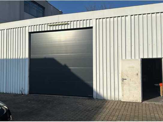 Attraktive Gewerbehalle mit großem Rolltor – Ideal für Werkstatt, Lager oder Produktion