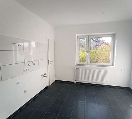 Modernisierte helle Erdgeschosswohnung, im Zentrum von Eschweiler mit Badewanne