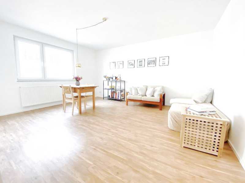 Erstbezug nach Sanierung | 3 Zimmer mit Balkon in Stuttgart West