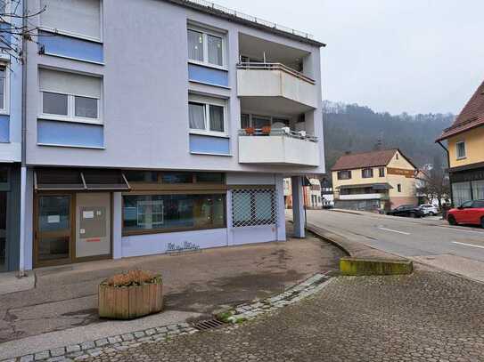 Bürofläche im Erdgeschoss in Aistaig zu vermieten