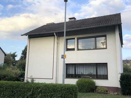 Schönes Einfamilienhaus mit sechs Zimmern und EBK in Opladen, Leverkusen