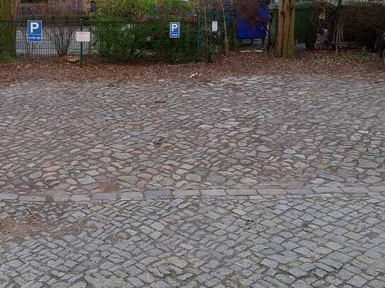 Stellplatz nahe Zossener Brücke Kreuzberg