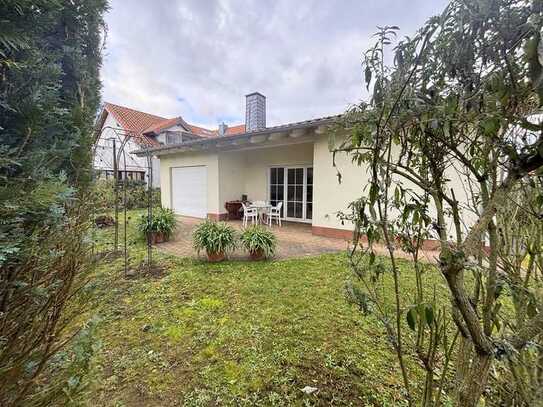 HOUSE IN THE SPA TOWN OF BAD NAUHEIM FOR RENT! Bungalow with well-kept garden and double garage