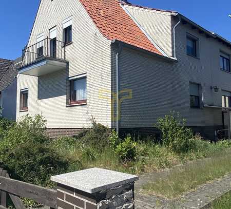 "Großzügiges, freistehendes Haus in Wesendorf in Feldrandlage, als Ein-o. Zweifamilienhaus nutzbar"