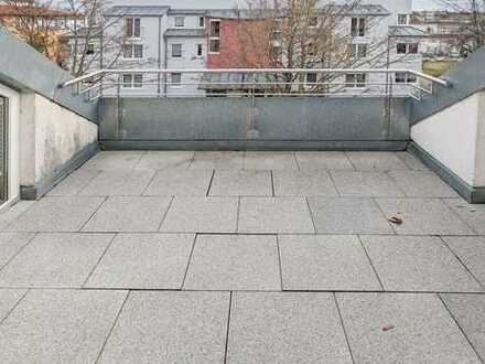 Schöne 2-Zimmer-Wohnung in Ruhiger Lage mit Dachterrasse