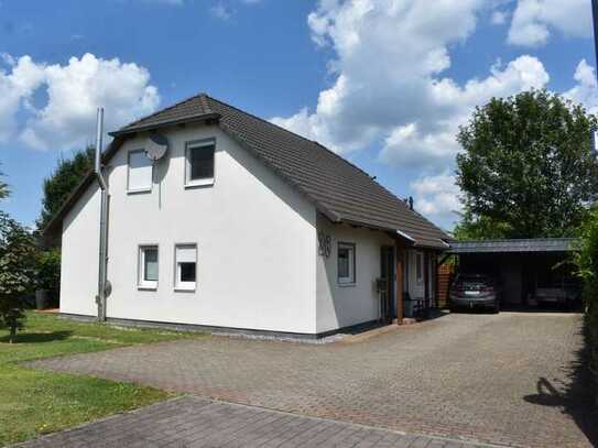 Gepflegtes 5-Zimmer-Haus mit Einbauküche in Halsenbach