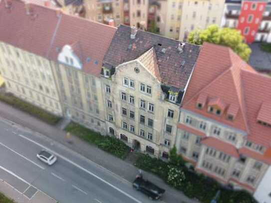 Großes unsaniertes Mehrfamilienhaus im schönen Naumburg