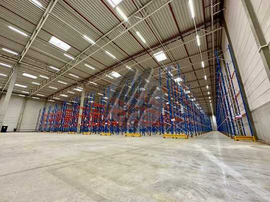 KEINE PROVISION ✓ SCHNELL VERFÜGBAR ✓ Lager-/Logistik (3.500 m²) & Büro (500 m²) zu vermieten