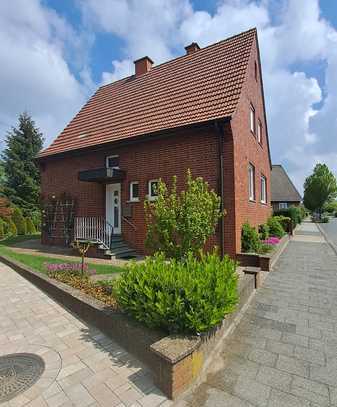 Steinfurt-Borghorst, Einfamilienhaus mit Keller und Garage in ruhiger Wohnlage zu verkaufen