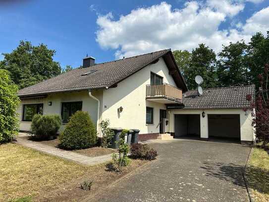 Am Wald gelegenes 1-2-Familienhaus in Gießen-Allendorf!