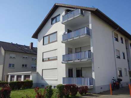 schöne 3 Zimmer im Dachgeschoss mit Balkon