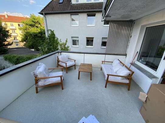 2-Zimmer-Wohnung direkt am Südpark mit großem Balkon Richtung Innenhof