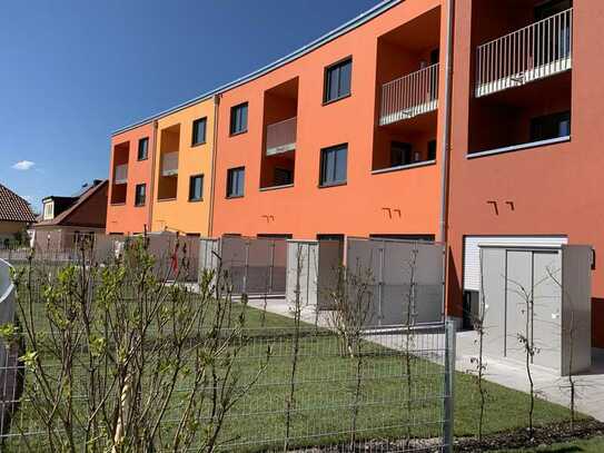 Familienfreundliches Reihenmittelhaus mit Dachterrasse in zentraler Lage in 85435 Erding