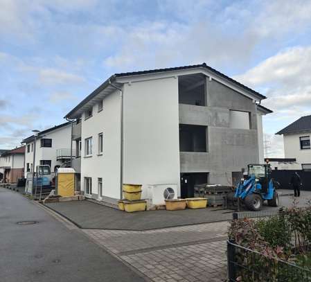 Erstbezug in barrierefreier Souterrain-Wohnung mit EBK, Freisitz und Garten in Schliengen