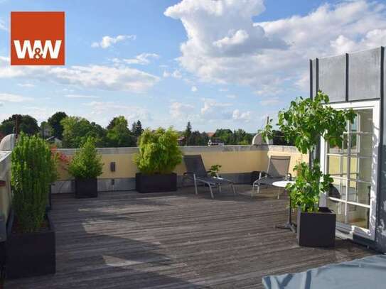 Modernes Wohnen im Altbau - 

Dachterrassentraum im Zentrum von Ludwigsburg