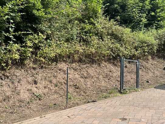 Am Wald grenzendes Grundstück, aber trotzdem Zentrum nah