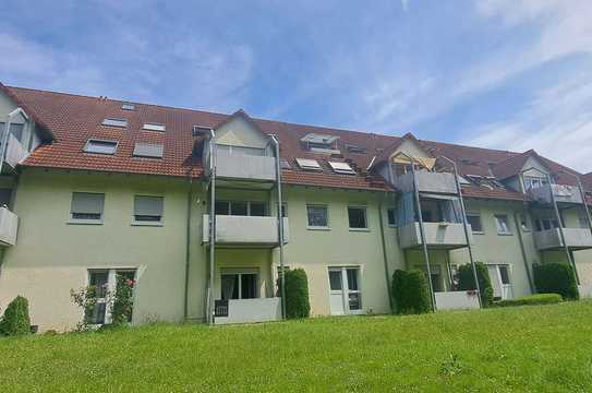 +++ Tolle 3 Zi.-Wohnung ca. 56 qm + DG + herrlicher Dachbalkon + TGST + vermietet +++