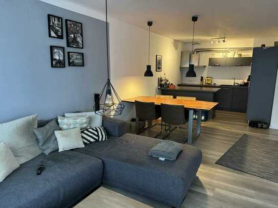 Exklusive, modernisierte 2-Zimmer-Wohnung in Kelsterbach