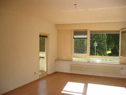 Attraktive 2-Zimmer-Wohnung mit Balkon in Wiesbaden