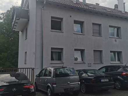 Schöne 3-Zimmer-Dachgeschosswohnung zum Kauf in zentraler Lage in Stuttgart Bad-Cannstatt