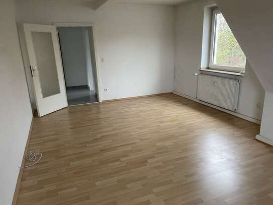 Freundliche 2-Zimmer Wohnung mit gehobener Innenausstattung in ruhiger sicherer Lage in EssenBochold